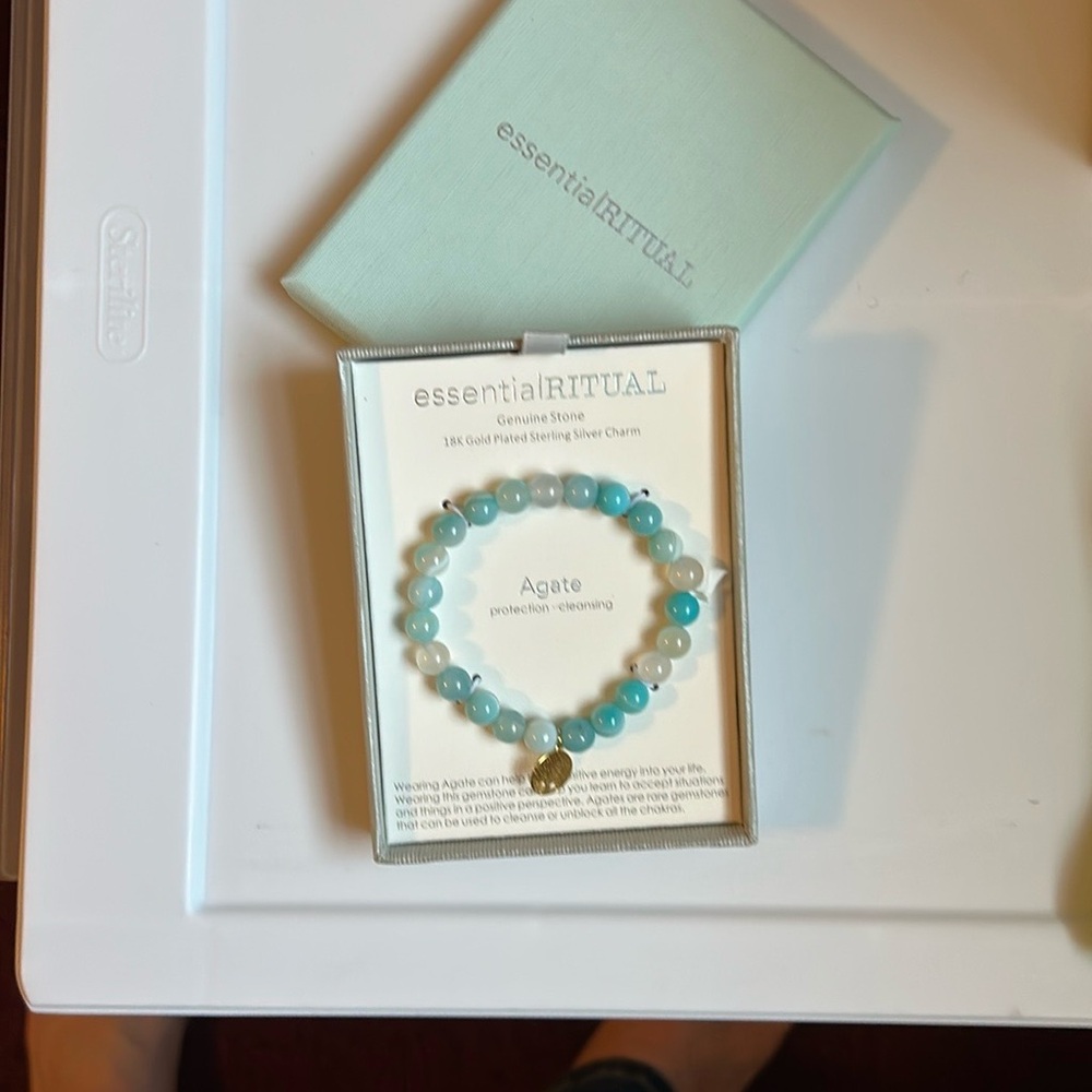 Blue and Gold Beaded Bracelet with Elegant Charm - Picture 4 of 5